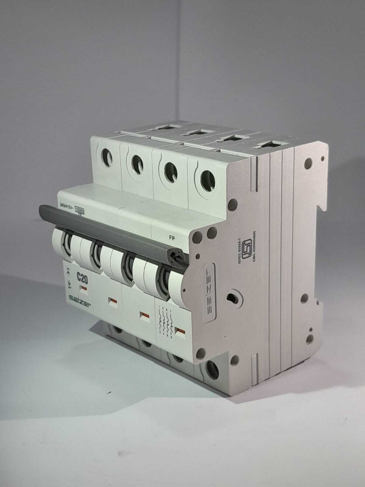 Mcb 20a 4pole Mxfpc200 - Salzer - Color: White