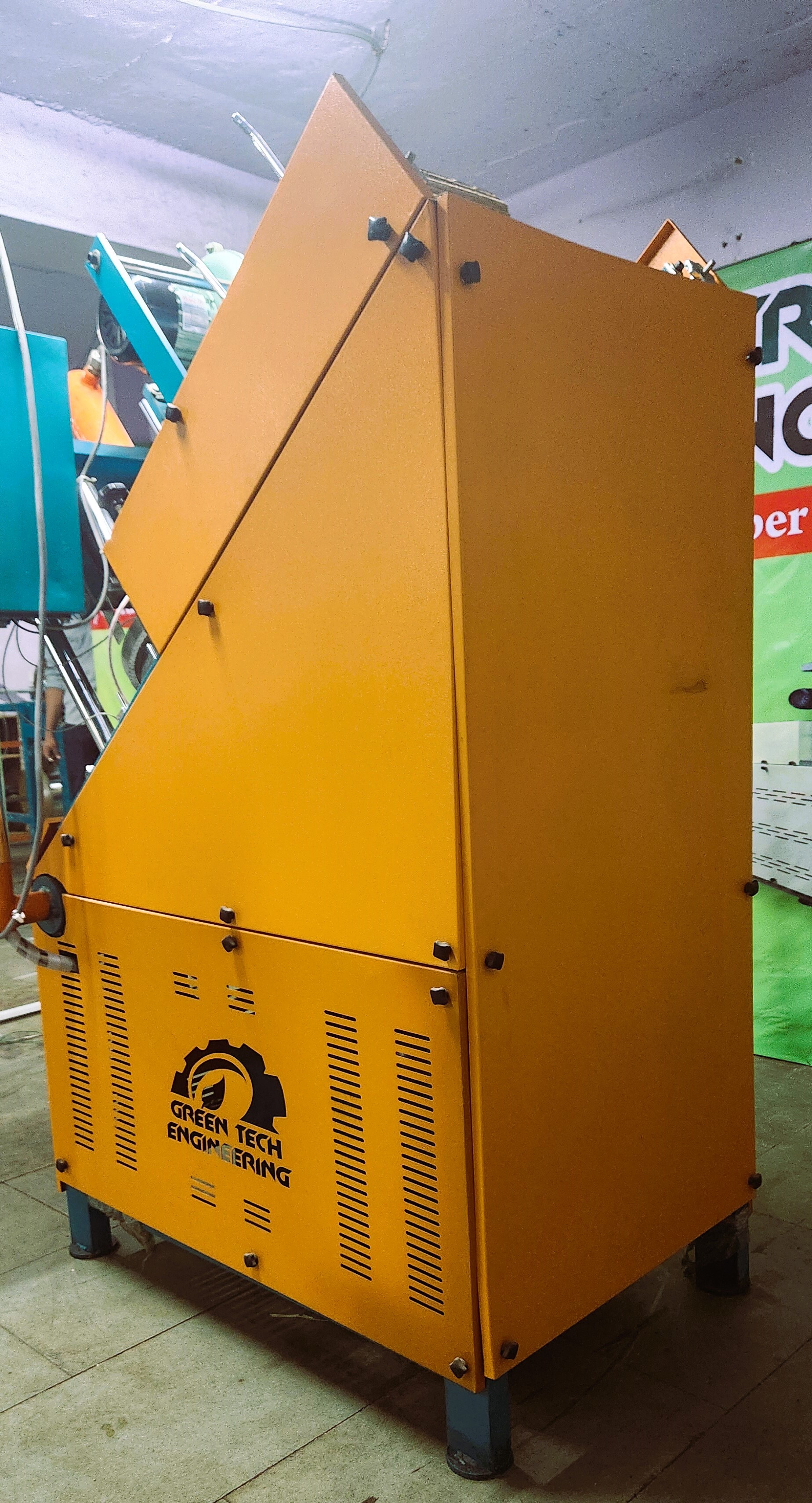 Buffet Paper Plate Making Machine - 10 To 14 Inch Die Size, 300 To 500 Gsm, 900-1000 Pcs/hr Production Rate, 2 Hp Motor, 70 Ltr Oil Tank Capacity