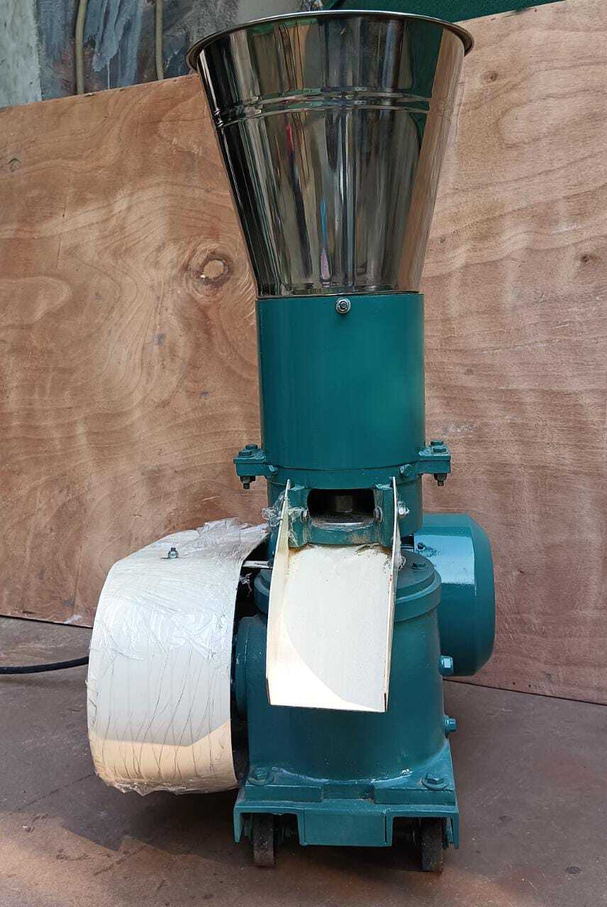 5hp Pashuaahar Pellets Making Machine - Color: Sliver Blue