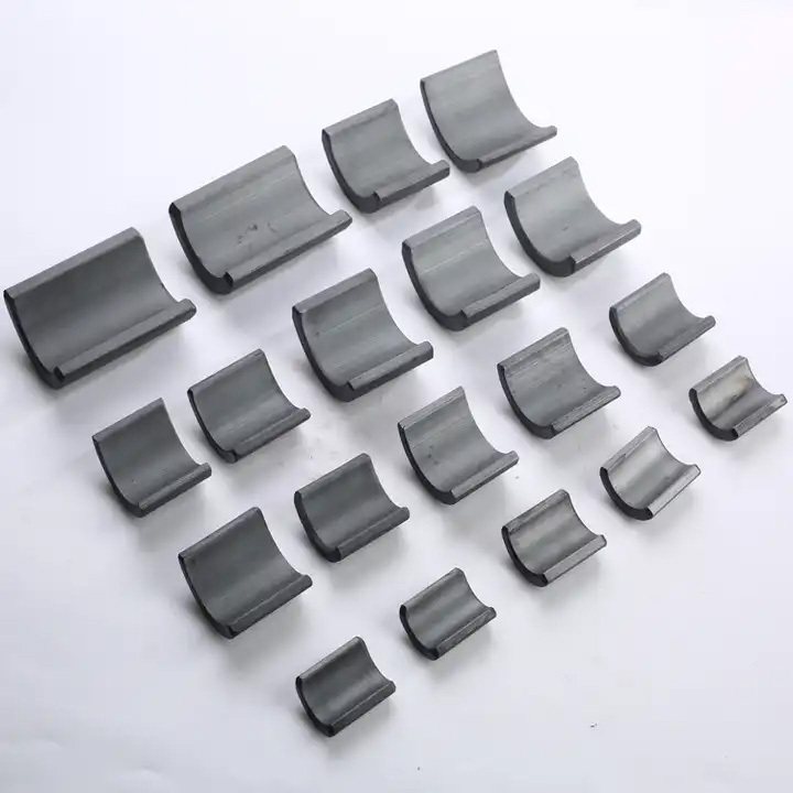 Ceramic Magents Sintered Ferrite Arc Magnet - Application: Industriual