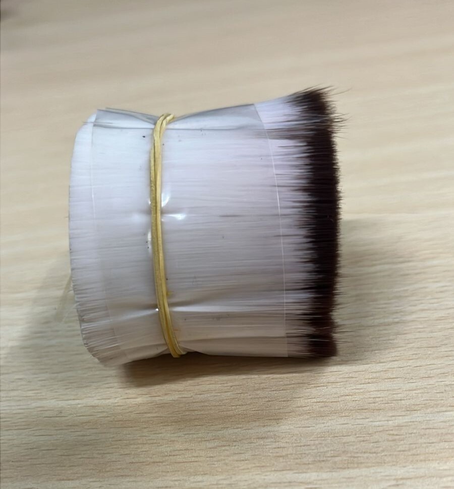 White Brwon Tip Sythetic Filaments For Artist Brushes