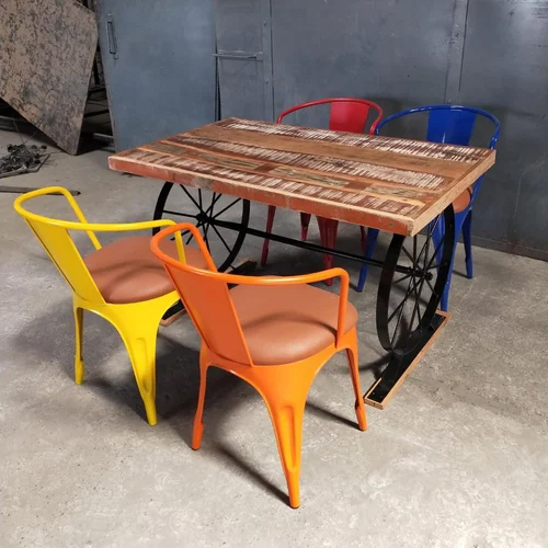 Cafe Wooden Top And Iron Stand Dining Table - Finishing: Polished