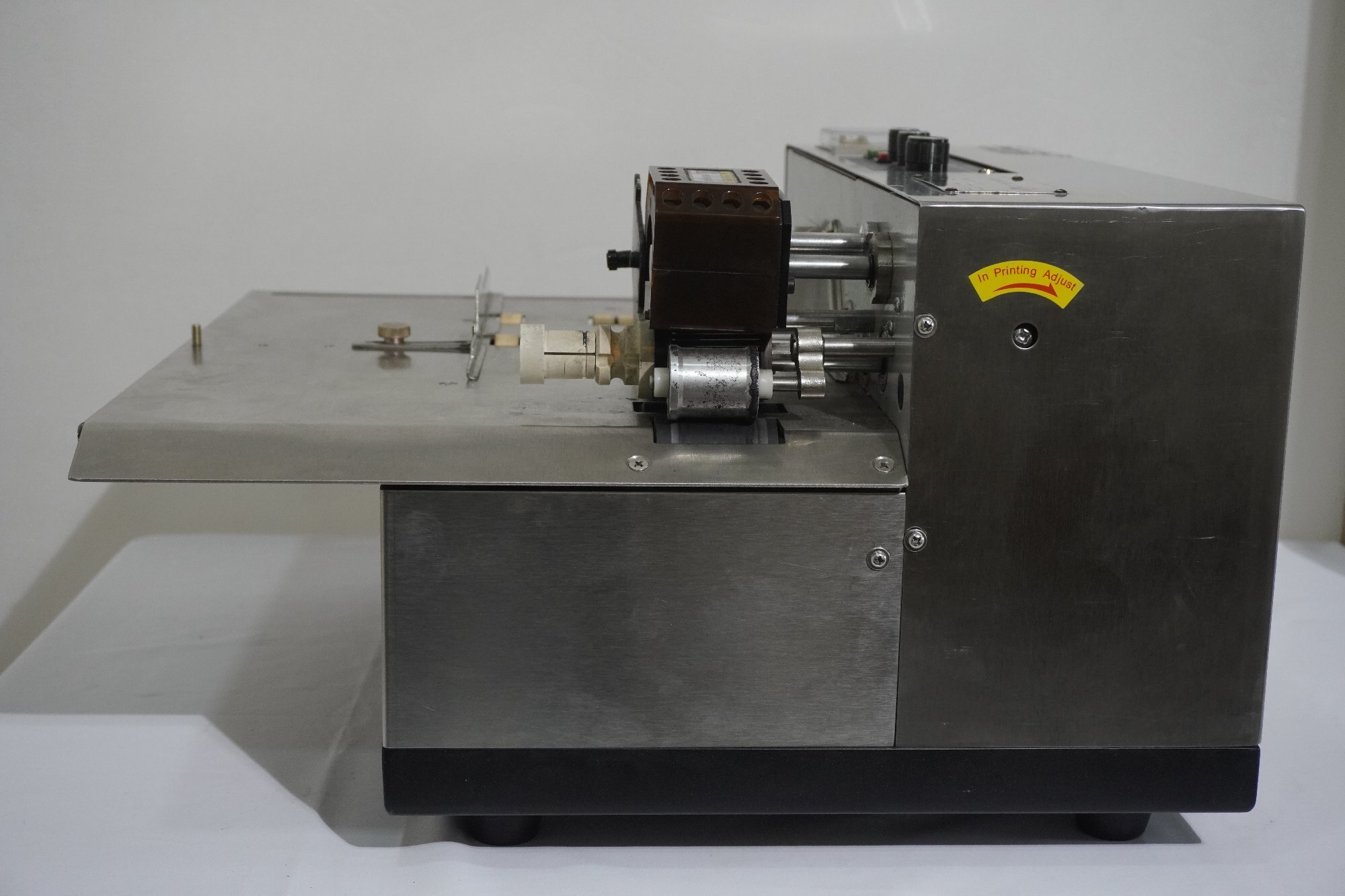 Batch Coding Machine - Ss & Ms Construction, Automatic Plc Control System | Compact, Consistent Printing Quality, Easy Installation & Operation