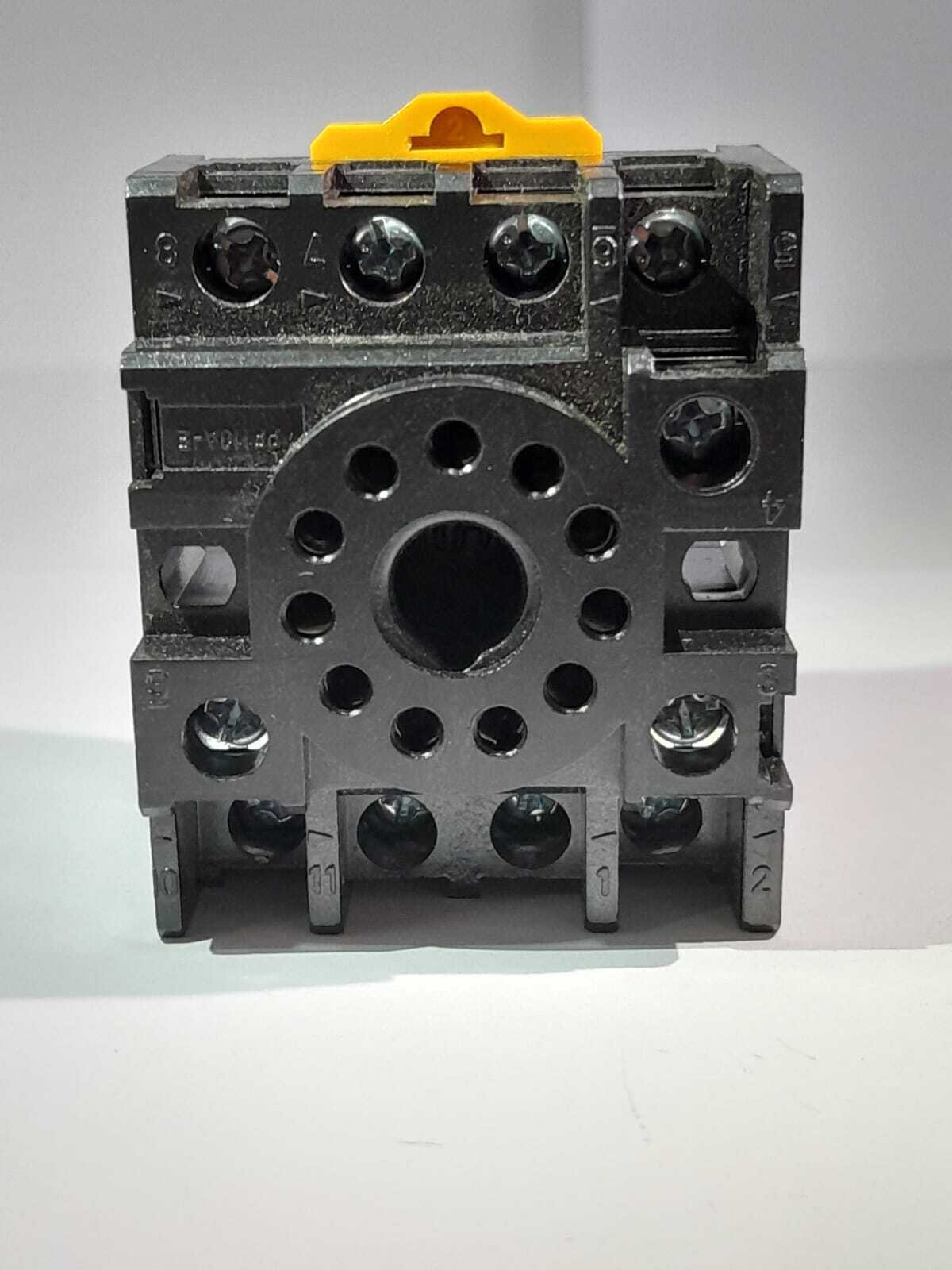 Relay Socket - Mk11c 11 Pin, Black Color For Industrial Automation, Automotive, Telecommunications, 200 Grams Weight