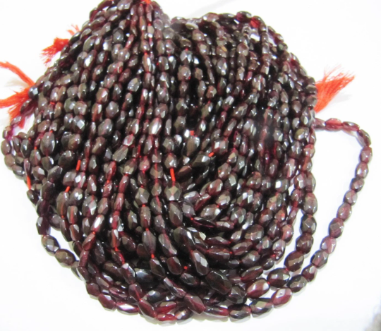 Natural Garnet Oval Shape Faceted 6x8mm To 6x10mm Beads Strand 13''long