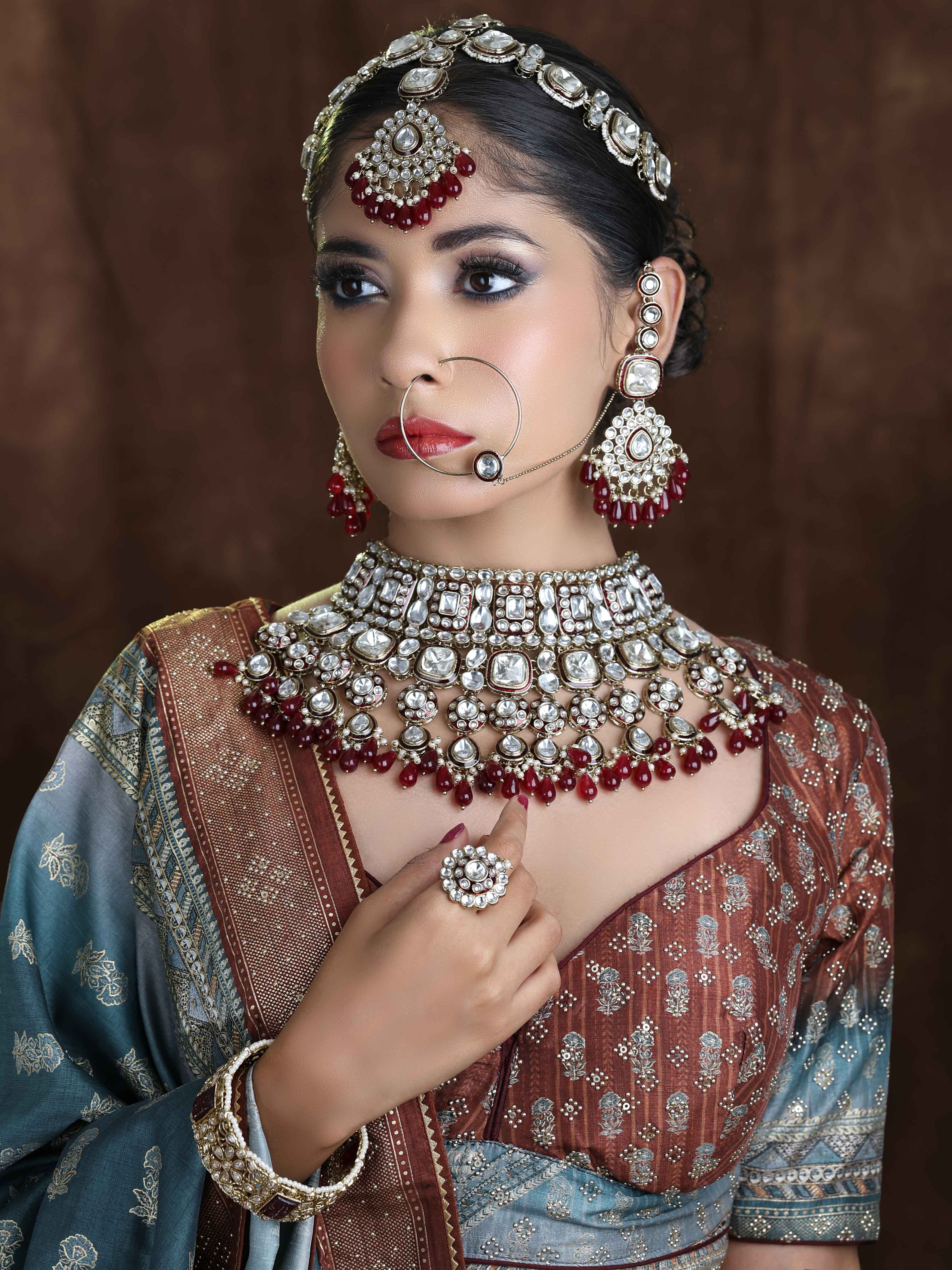 Square Splendor Bridal Choker Ensemble Dulhan Set - Color: Maroon