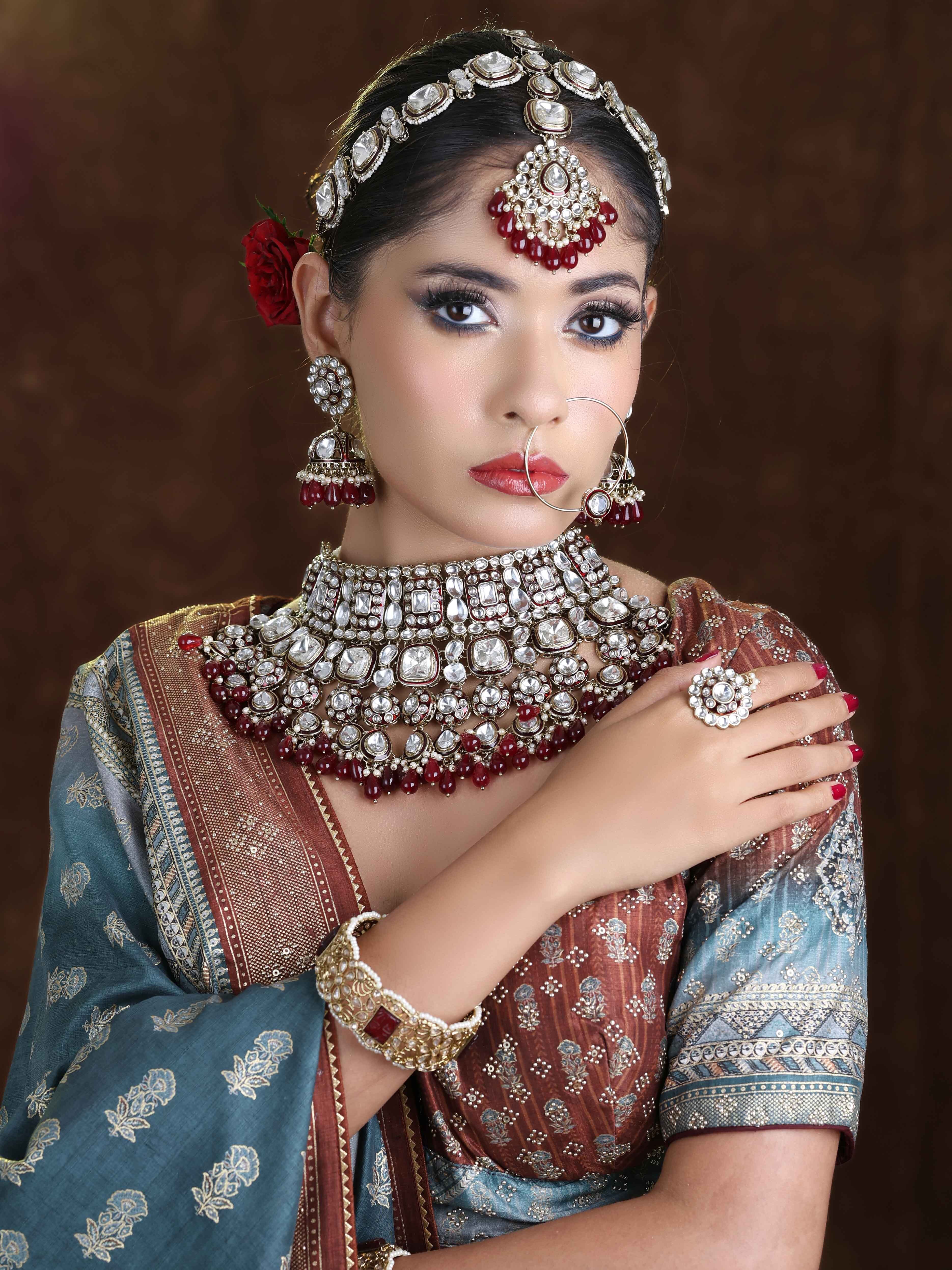 Square Splendor Bridal Choker Ensemble Dulhan Set - Color: Maroon