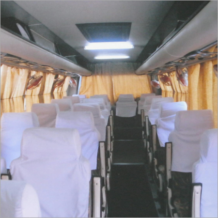 23 सीटों वाली बस