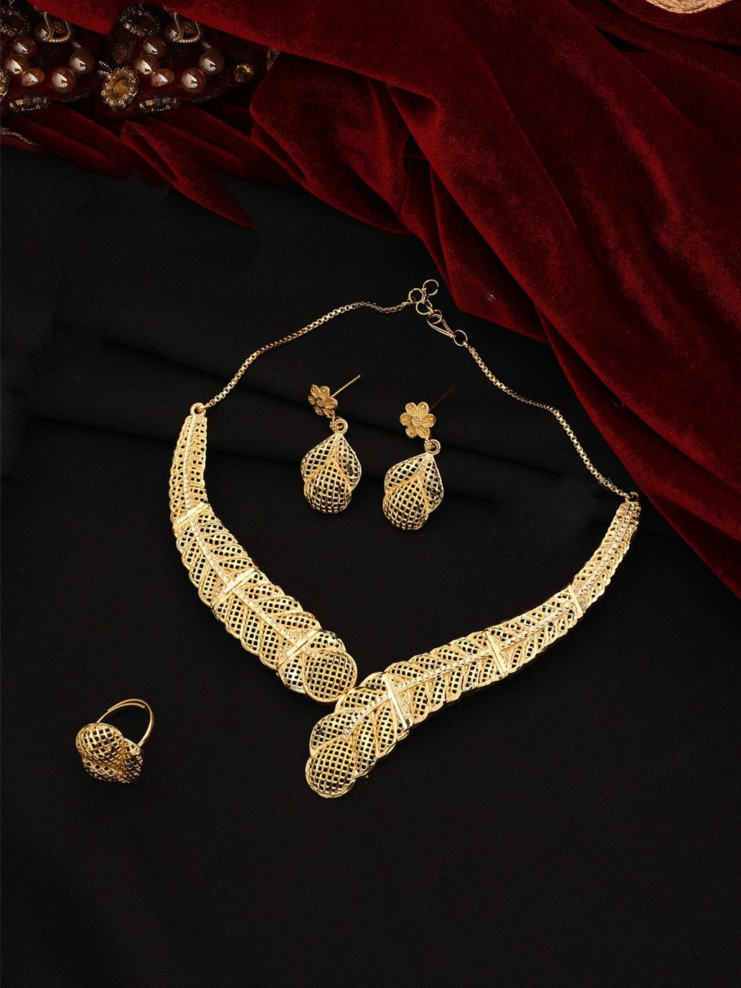 Bridal Bliss Wedding Forming Choker Necklace Set - Color: Gold