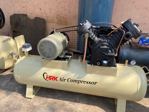 10 HP MEDIUM PRESSURE AIR COMPRESSOR H2600