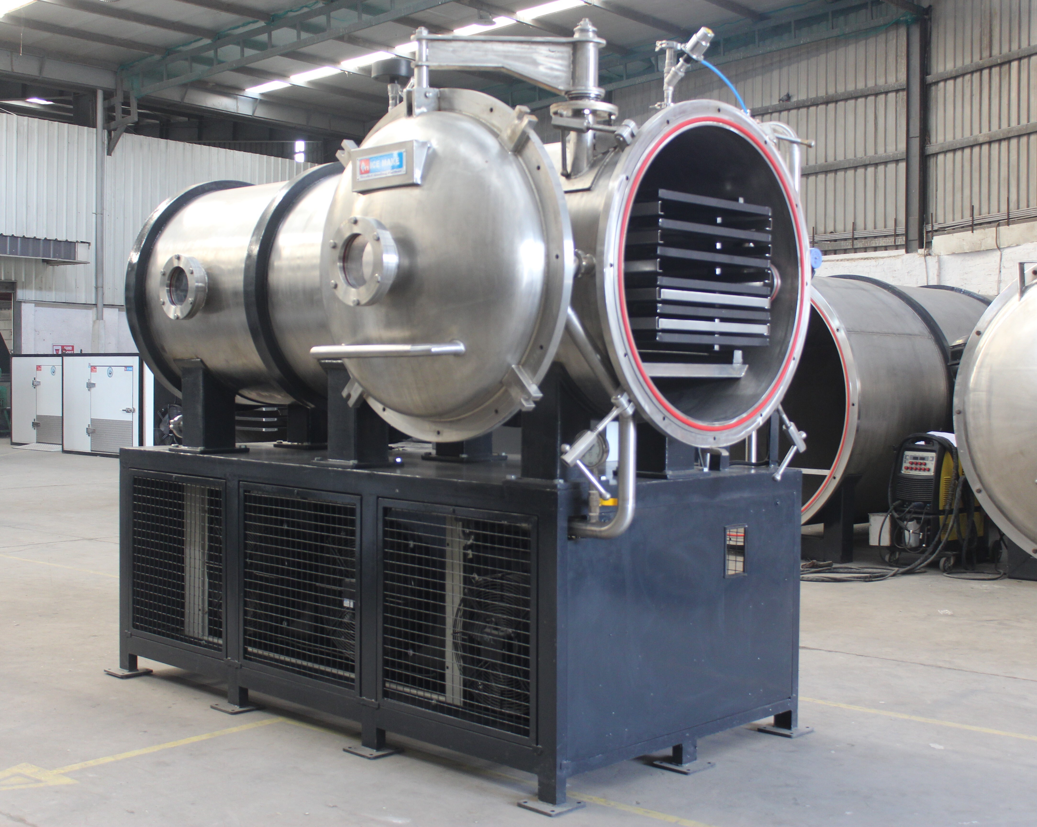 Freeze Dryer - Stainless Steel, Custom Dimensions, Metallic Color | Fully Automatic, Electric Control Panel, Integrated Heating & Refrigeration Systems, Low Noise