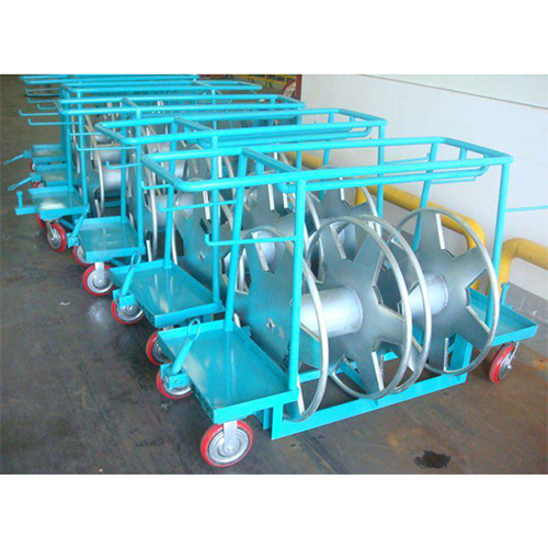 टायर बेल्ट ट्रॉली