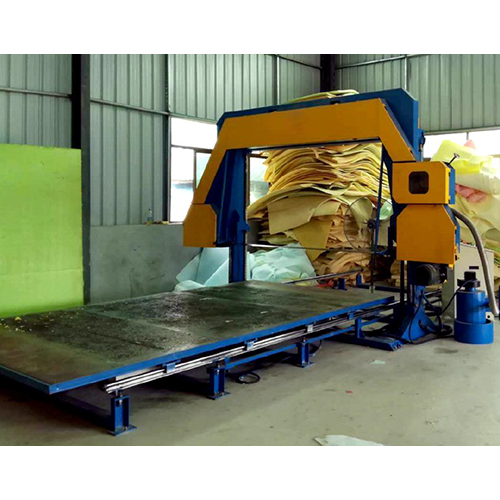 High Efficiency Top-yq-1650-2150 Sponge Flat Cutting Machine
