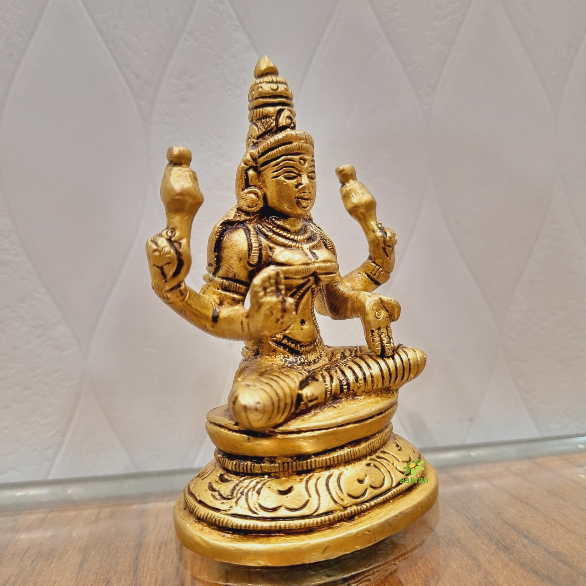 Aakrati Goddess Laxmi Brass Statue For Temple| Decorative Figurine| Temple Da Accor| Puja Items - Color: Yellow