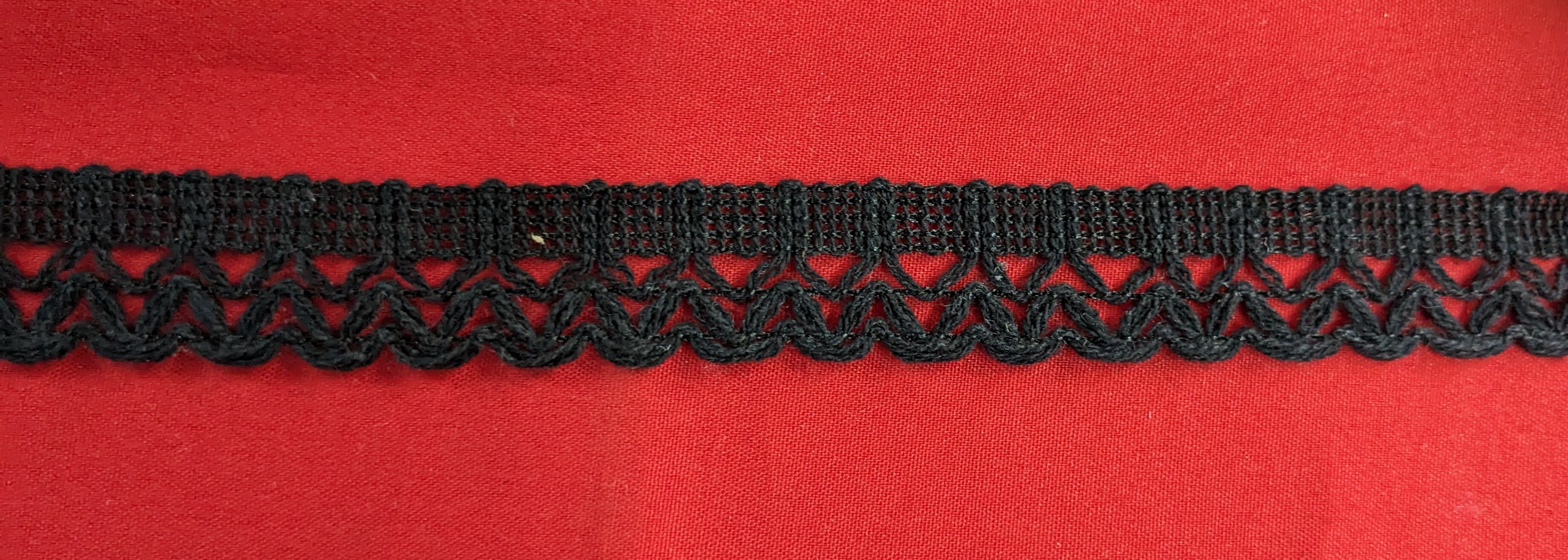 Cotton Lace Double M - 45 Meter Length, One-sided Knitted Pattern | Dyeable In White, Black, Grey, .6 Inch Width