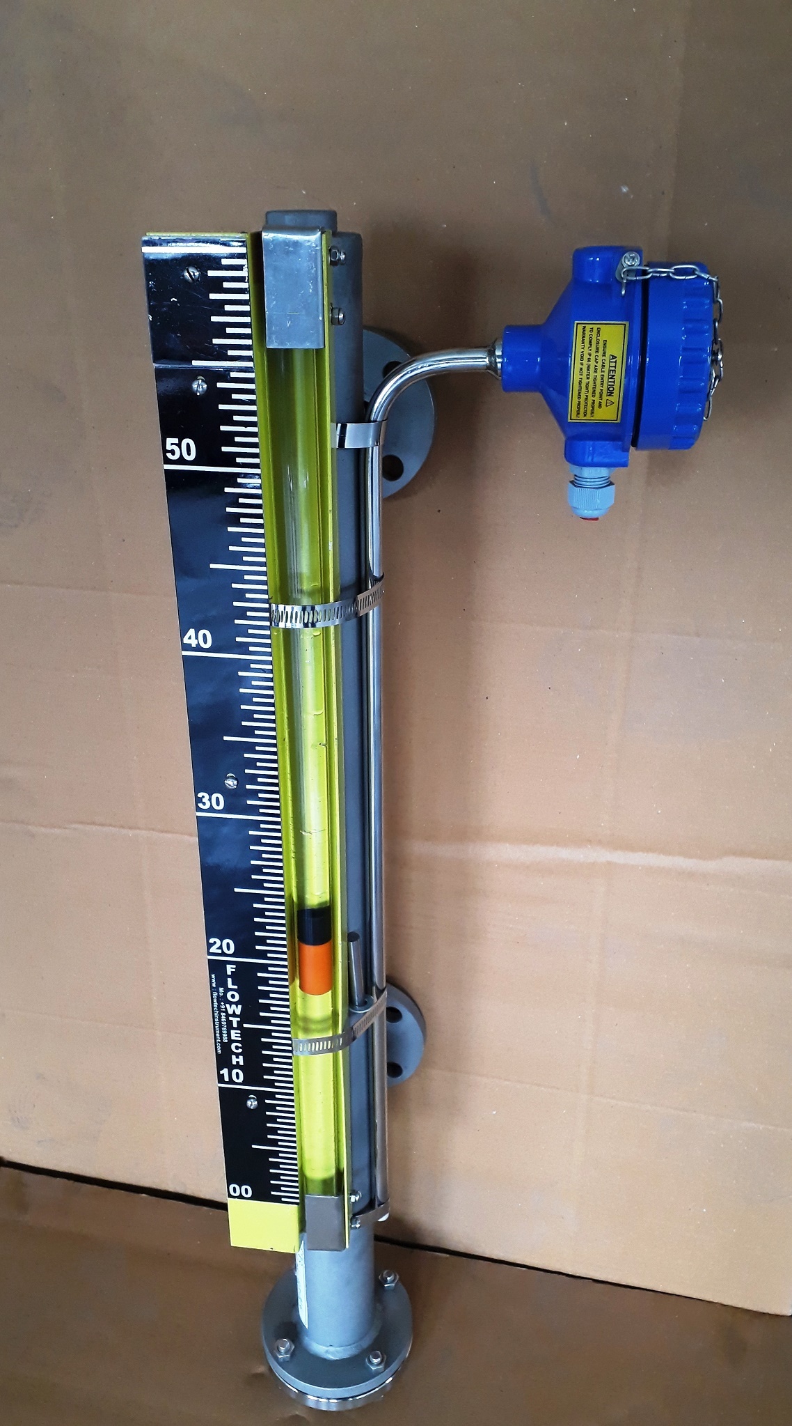 Side Mounted Magnetic Level Indicator - Visual Flapper Design, 15 Kg/cm2 Pressure, 150â°c Operating Temperature, 1-year Warranty | Suitable For Water And Chemical Applications