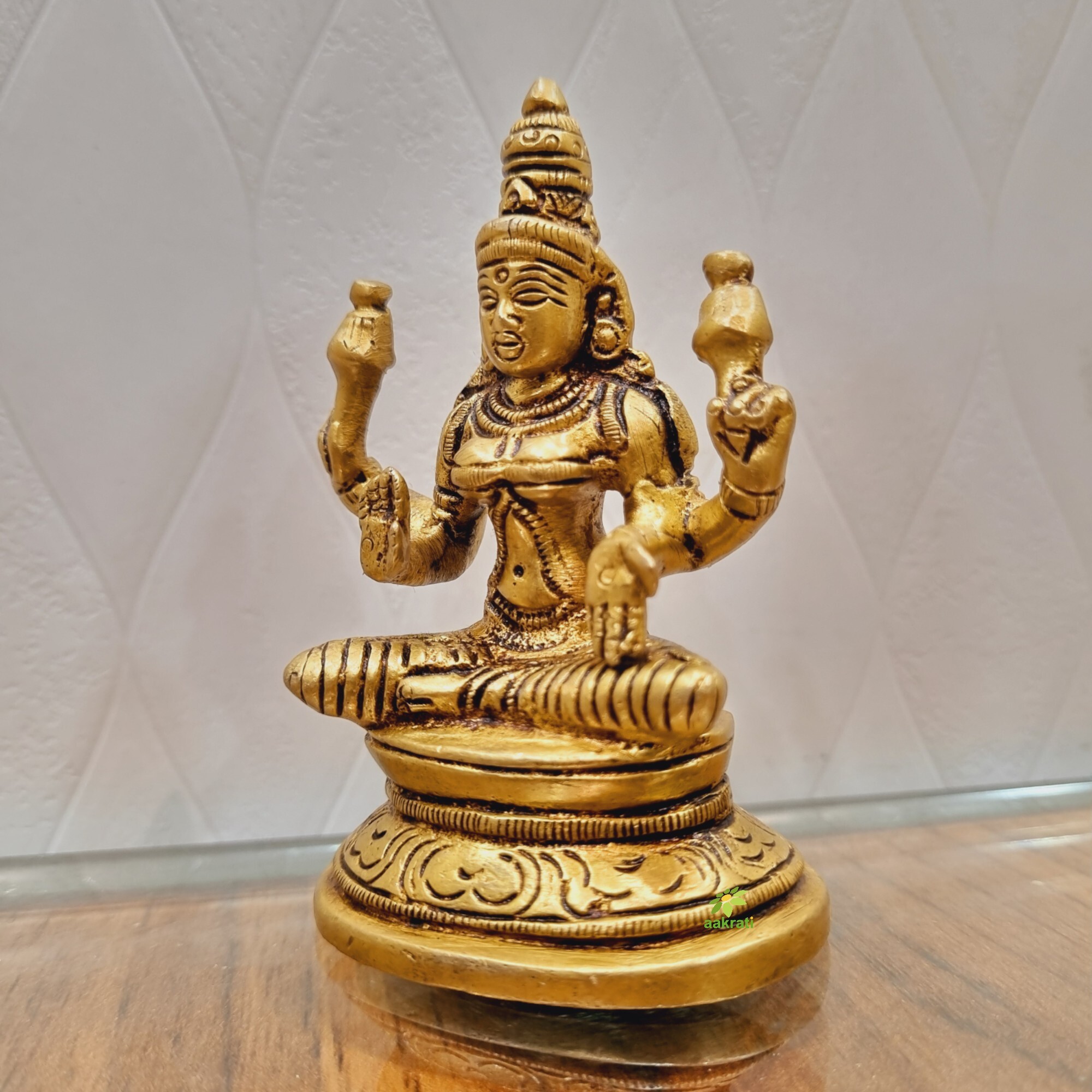 Aakrati Goddess Laxmi Brass Statue For Temple| Decorative Figurine| Temple Daccor| - Color: Yellow