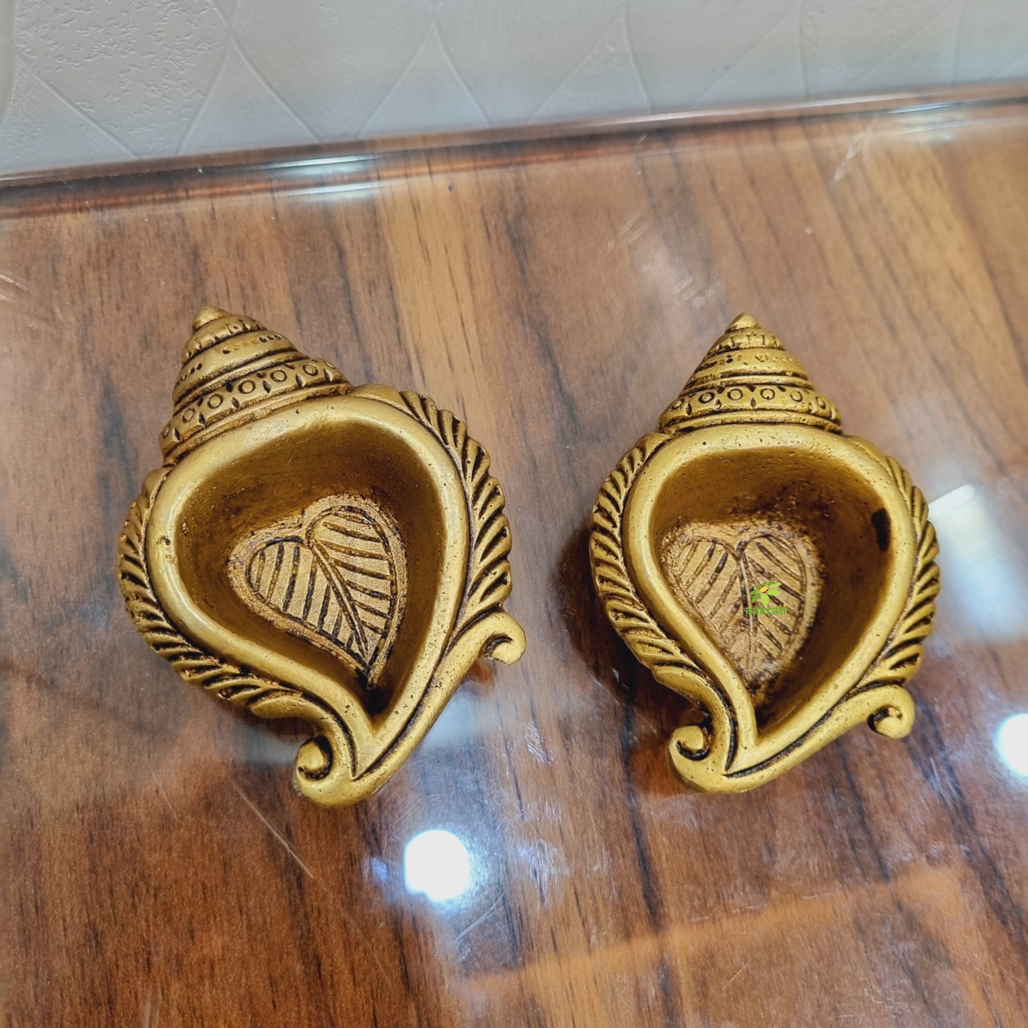 A Pair Of Brass Shankh Made By Aakrati| Brass Conch| Puja Items| Temple Da Accor| Collectable Figurine (Yellow 1