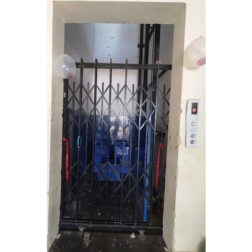 Mild Steel Goods Lift Load Capacity: 5 Tonne