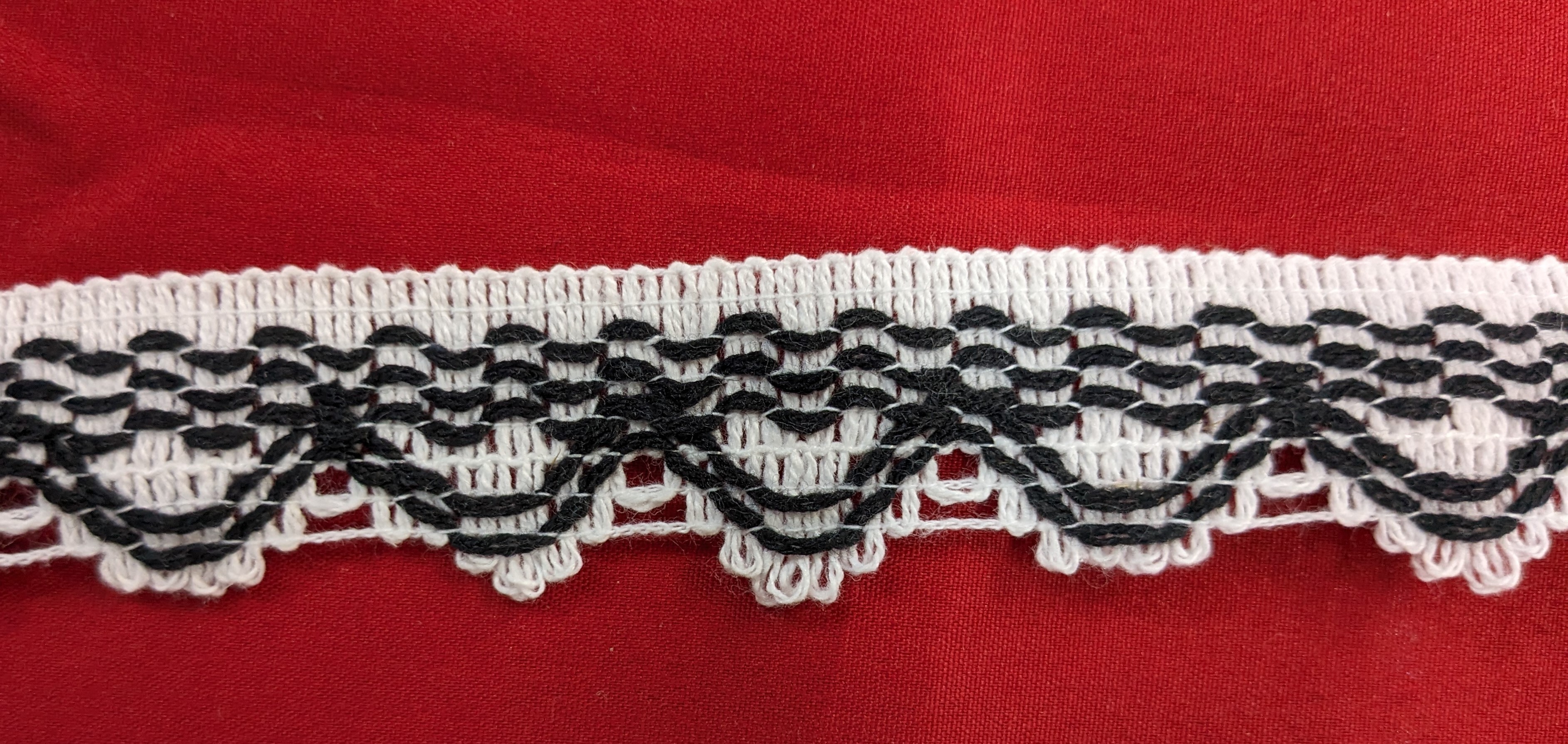 Heavy Decor Cotton Lace - 1.1 Inch Wide, 45 Mtr Length, Dyeable Cotton | Colors: White, Black, Black-white, White-black, One-sided, Knitted Pattern