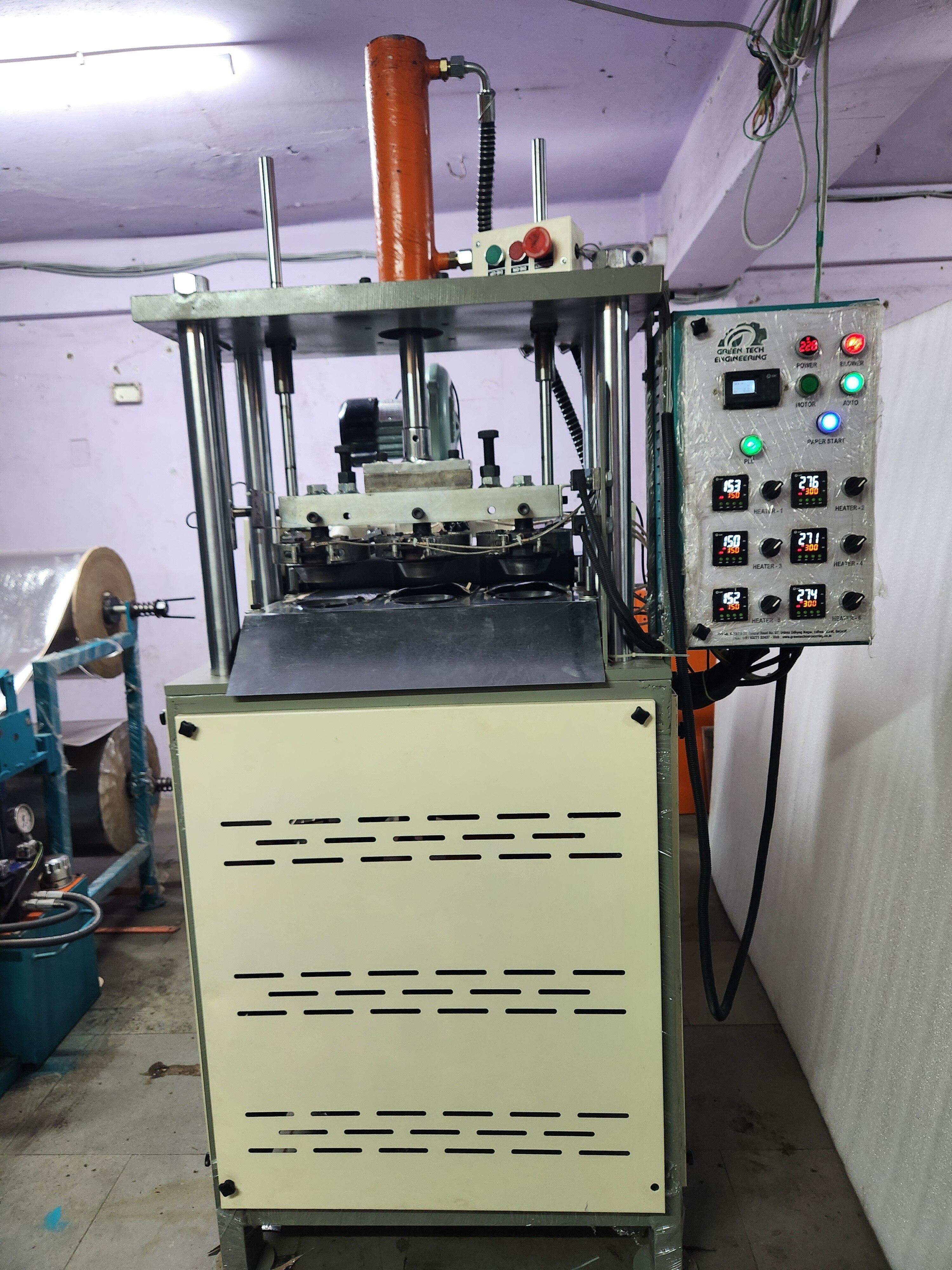 High Speed Paper Dona & Thali Making Machine - Gsm 80-200, 72x43x72 Inch, 3 Hp Motor, Plc Control | 4800 Dona & 2800 Thali Production Per Hour, Energy Efficient 3.5 Units/hour