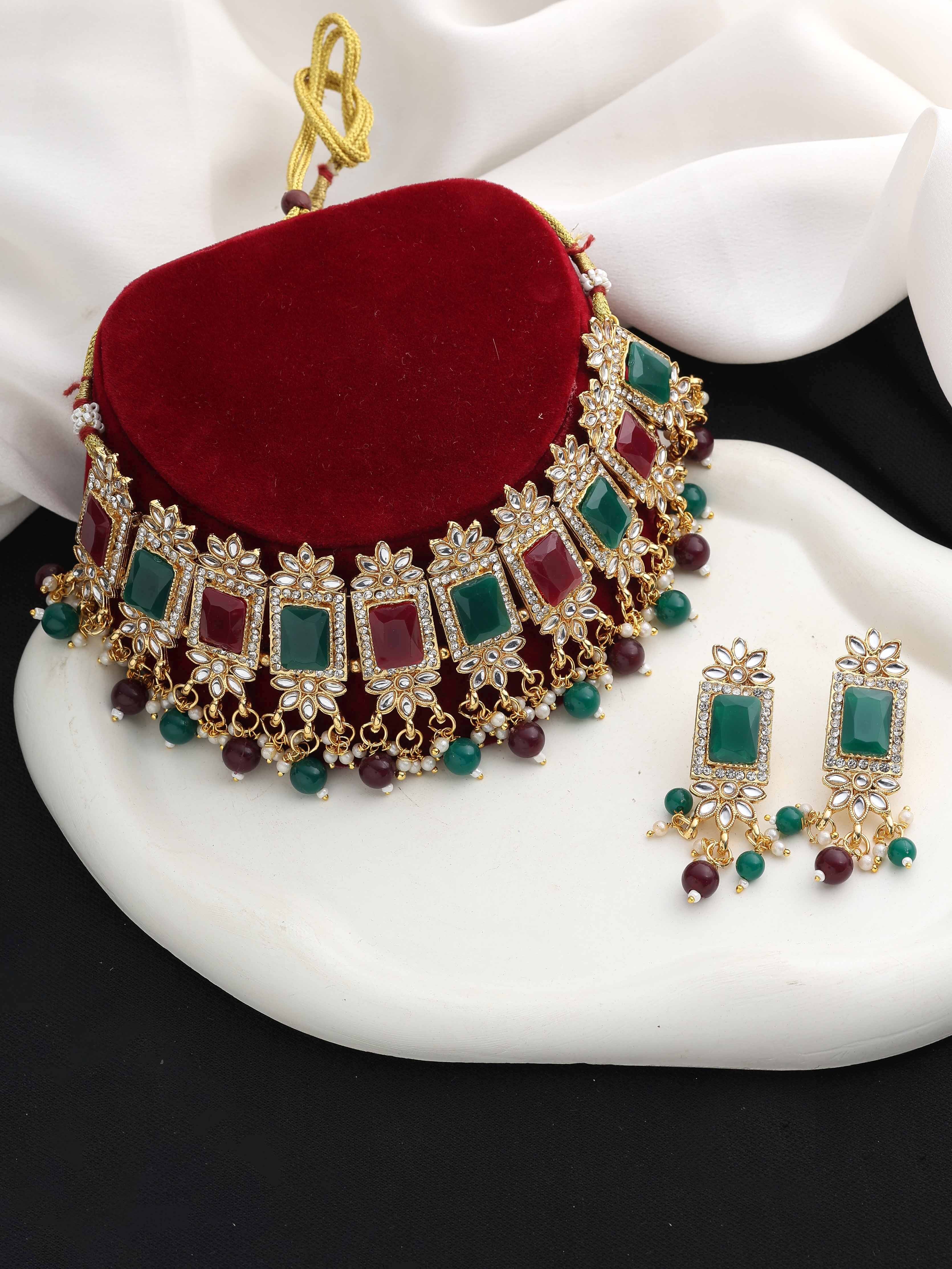 Divine Square Kundan Choker Necklace Set - Color: Multicolor