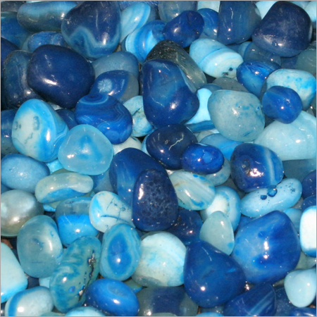 नीलाPebbles पत्थर