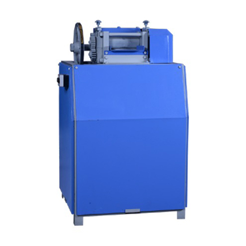 Industrial Plastic Cutter Machine - Capacity: 100 Kg/Hr