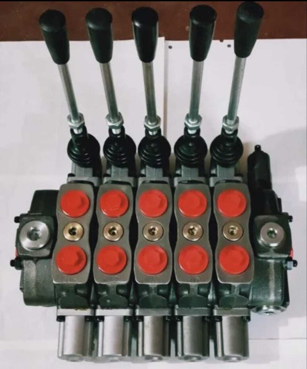 Walvoil Control Valve Lever 5