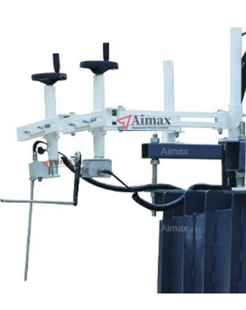 Black Slipform Kerb Paver Machine