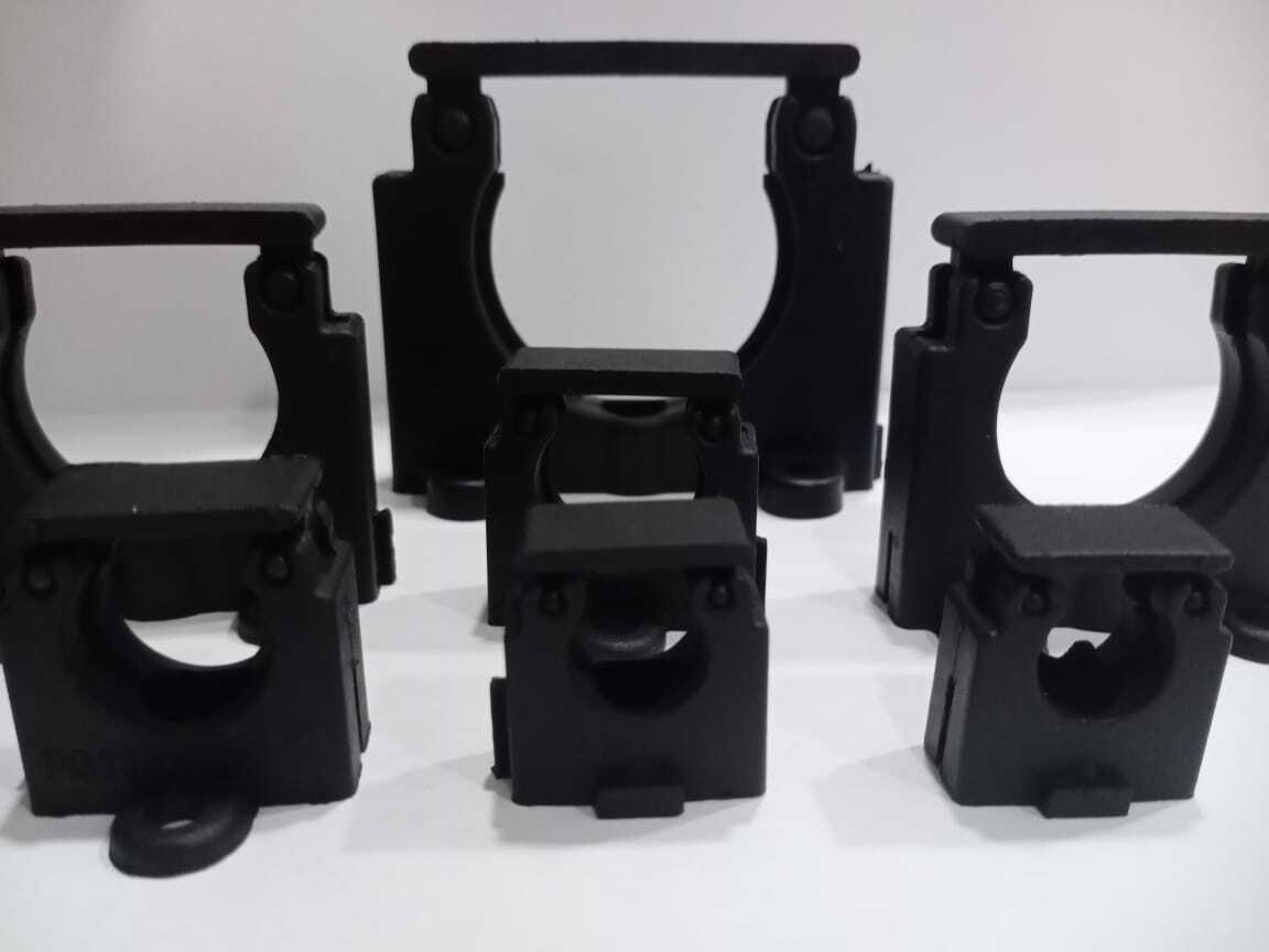 Conduit Clamp Pg - 9 | Polyamide Pa-6, L 24.5mm, H 15mm, Do 11.6mm, Black (Ral 9005), Uv Resistant, Easy To Assemble, Temperature Range -30â°c To +80â°c