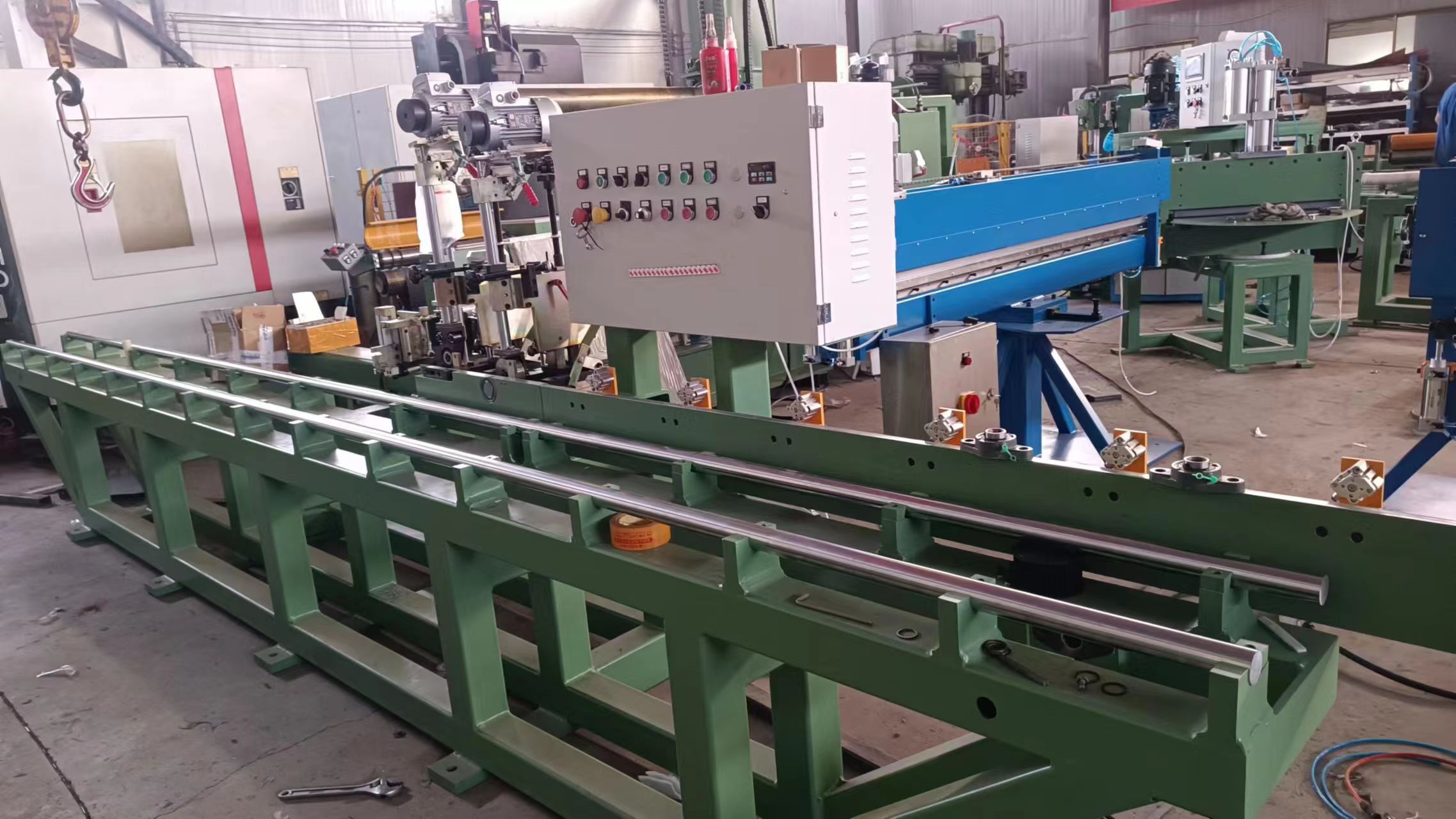 Skiving Machine And Abrasive Belt Joint Machine For Abrasive Cloth - Color: Green