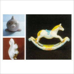 खिलौने सिरेमिक्स