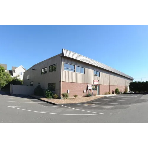 Pre Engineered Warehouse By Varnit Portable Cabin And Containors