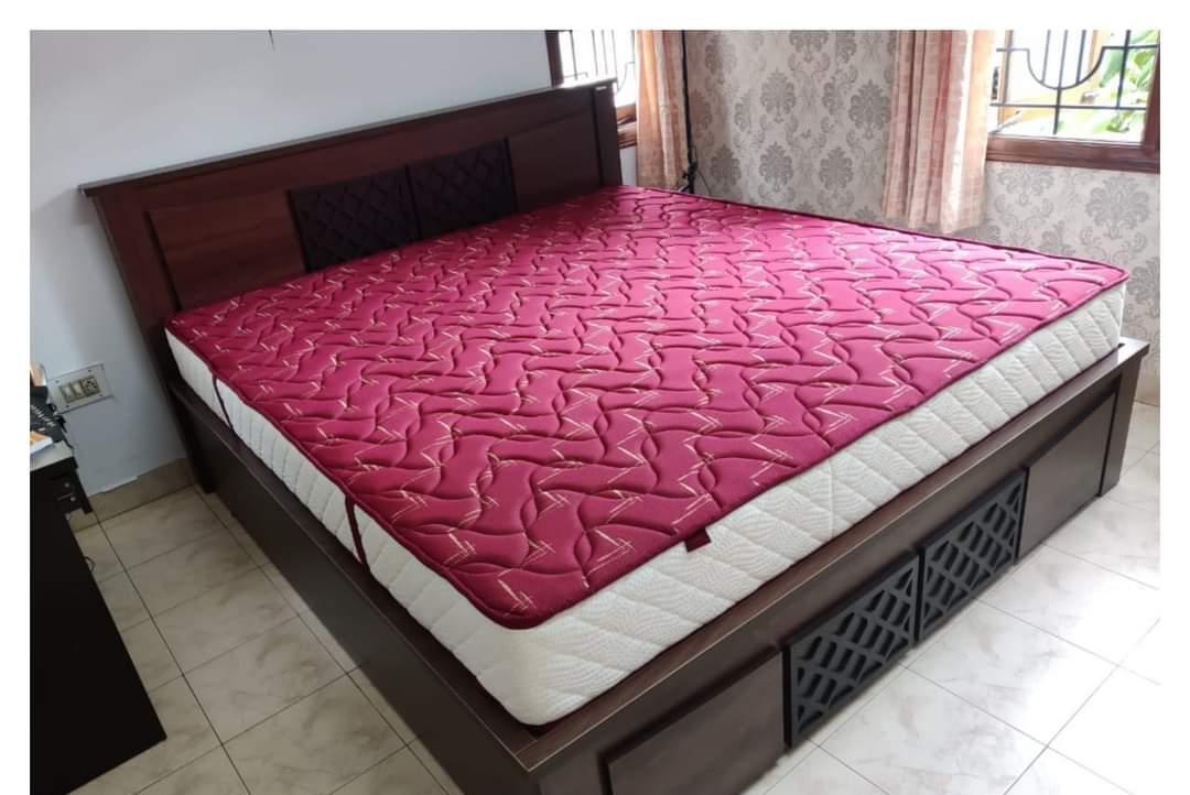 High Quality Bed Mattress - High-density Foam, King Size | Luxurious Comfort And Durability