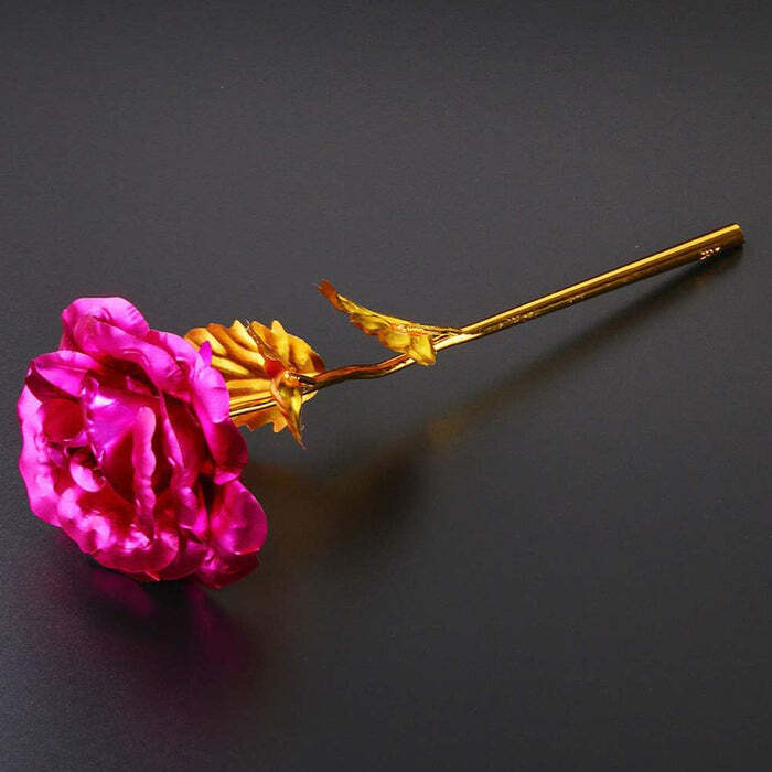 Plastic Flowers 0898