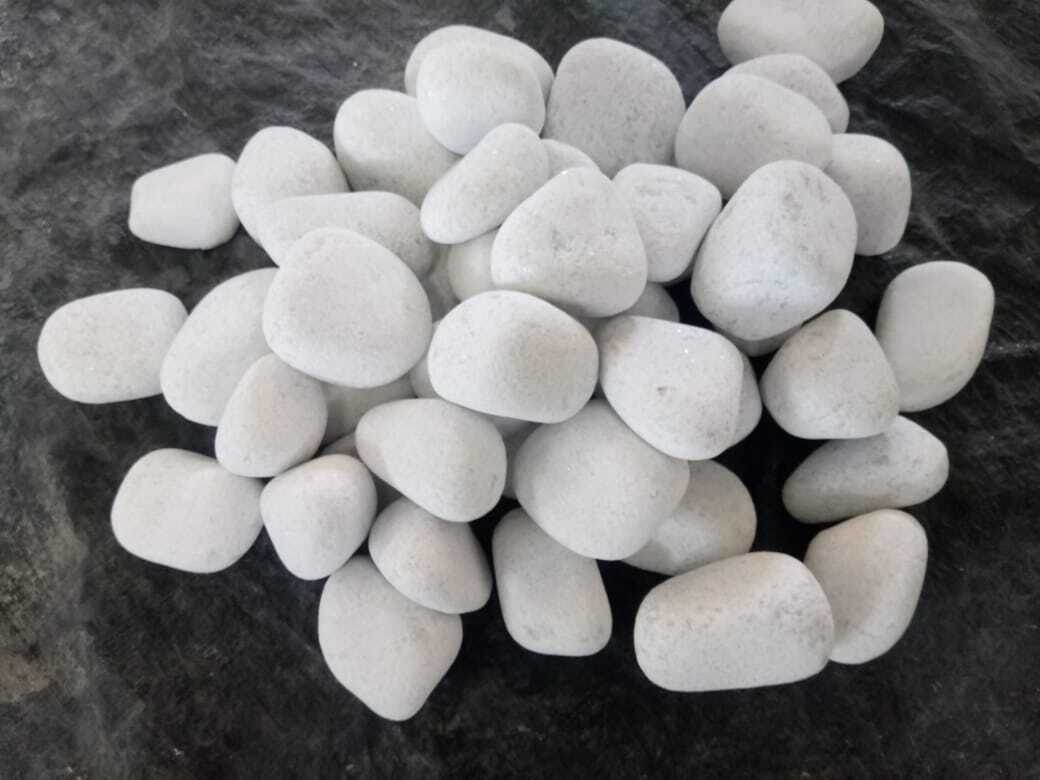Snow White Natural Tumbled Sandstone Pebble Stone For Wall Cladding And Terrazzo Flooring