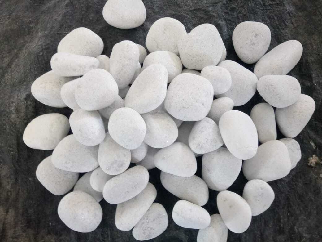 Snow White Natural Tumbled Sandstone Pebble Stone For Wall Cladding And Terrazzo Flooring