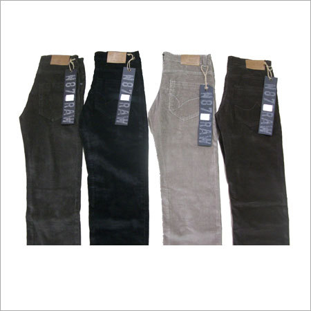 डिजाइनर पैंट्स