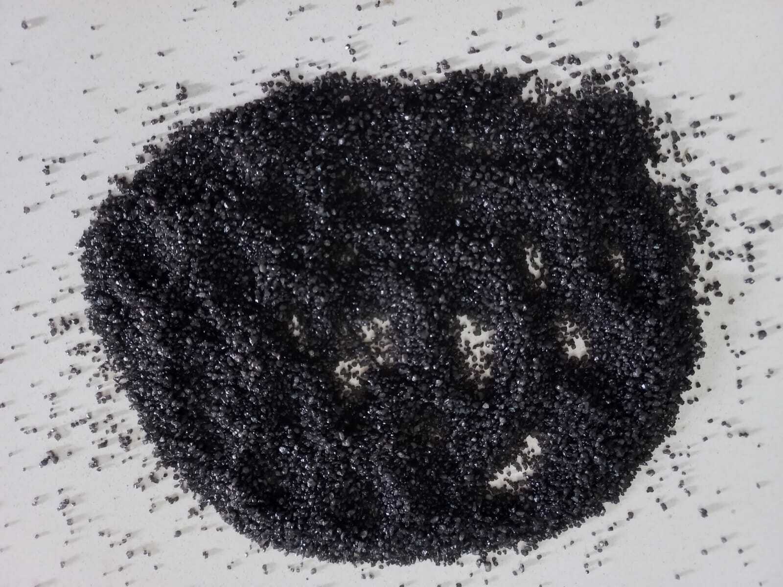 Polyurethane Coated Crushed Marble Chips - 3mm To 6mm Size, Jet Black Polished Natural Stone For Landscaping And Decoration