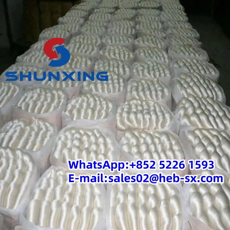 China Mulberry Raw Silk Yarn In Stock Yarn Dyed 100% Spun Silk Yarn
