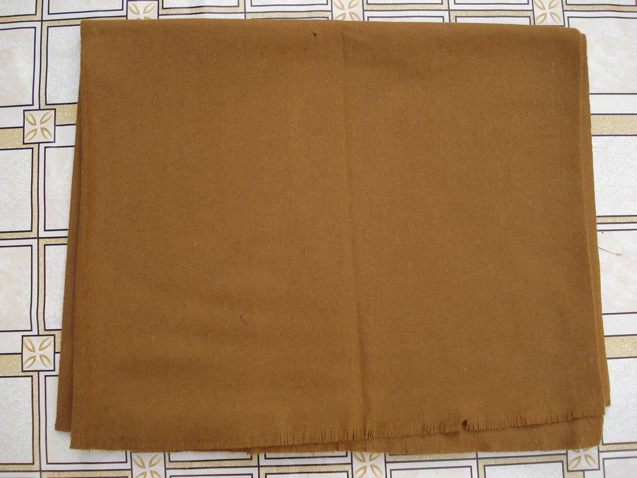 50% Woolen 50 % Synthetic Blanket - Age Group: Adults