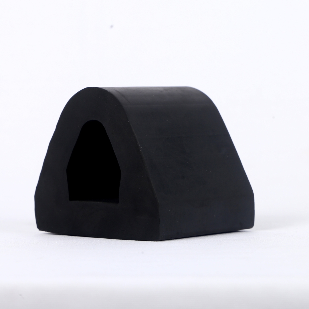 Rubber Fenders - Customizable Size & Thickness Black Natural Rubber Triangular Profile With High Impact Resistance Durable Shock Absorbing Design
