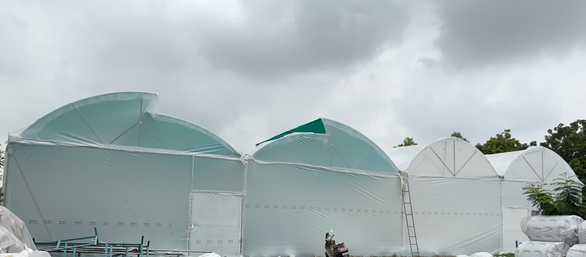 Ventilated Poly House - Advantage: Long Life