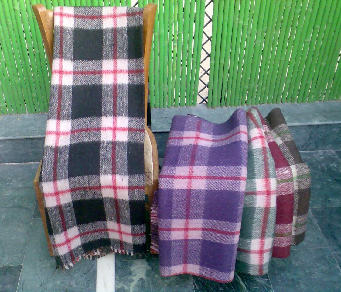 60% Woolen 40% Synthetic Blanket