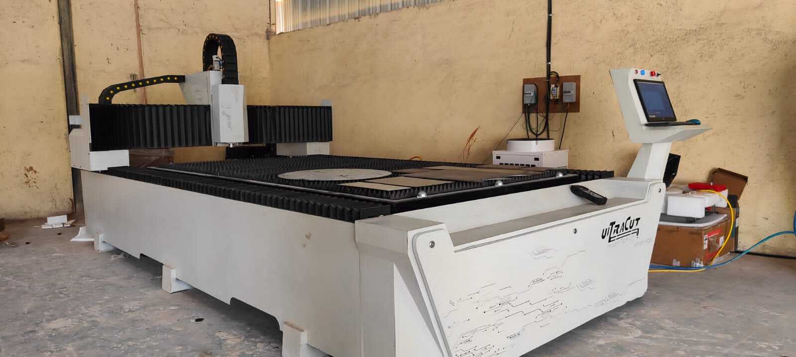 Fiber Metal Laser Cutting Machine - Automatic Grade: Automatic