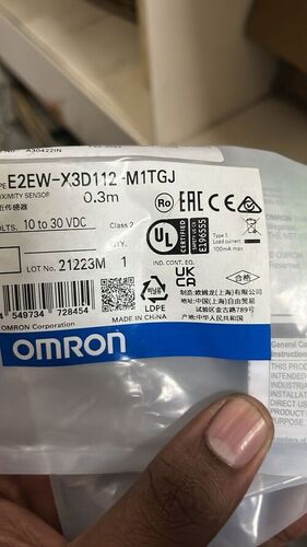 OMRON प्रॉक्सिमिटी सेंसर, E2EW-X3D112-M1TGJ,E2EW-X6B1T12-M1