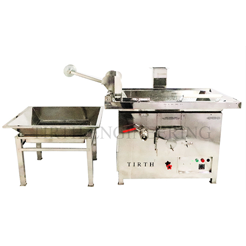 150 Kg Oil Batch Fryer With Auto Temperature Control Gas Heating System Te27 - Feature: High Efficiency