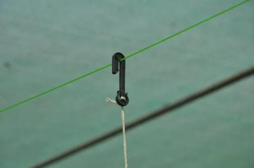 Hdpe Black J-hook For Greenhouse Trellising System - Advantage: Re-usable