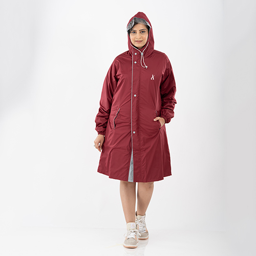 NL-22 प्लास्टिक Ladies Raincoat
